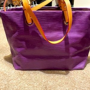 Dooney and Bourke tote